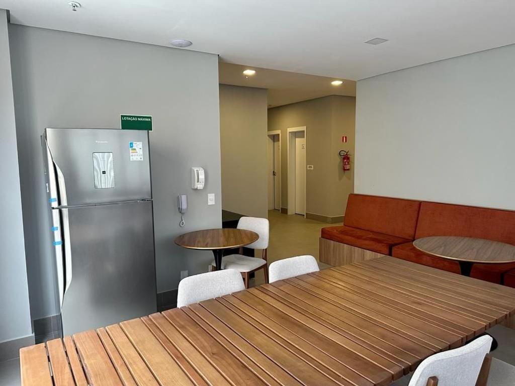 Metro Belem Sp Com Ar Quente E Frio Apartamento *